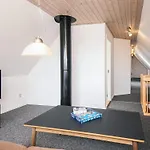 16 Person In Haderslev-by Traum