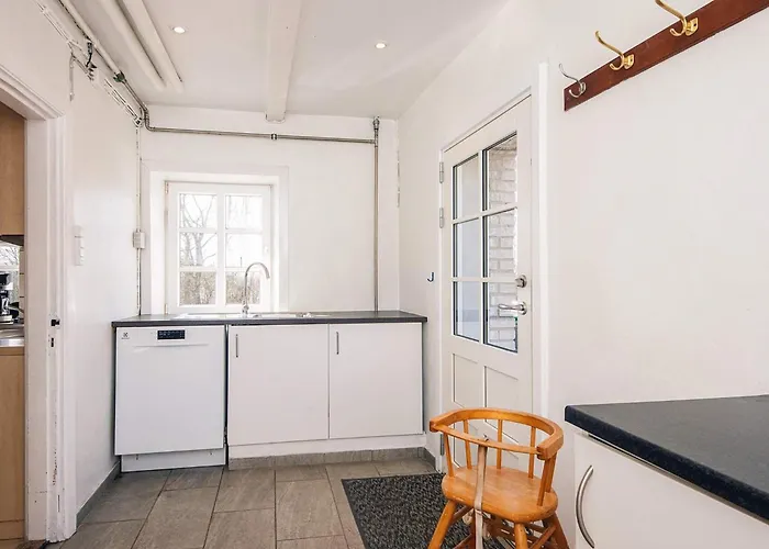 16 Person In Haderslev-by Traum